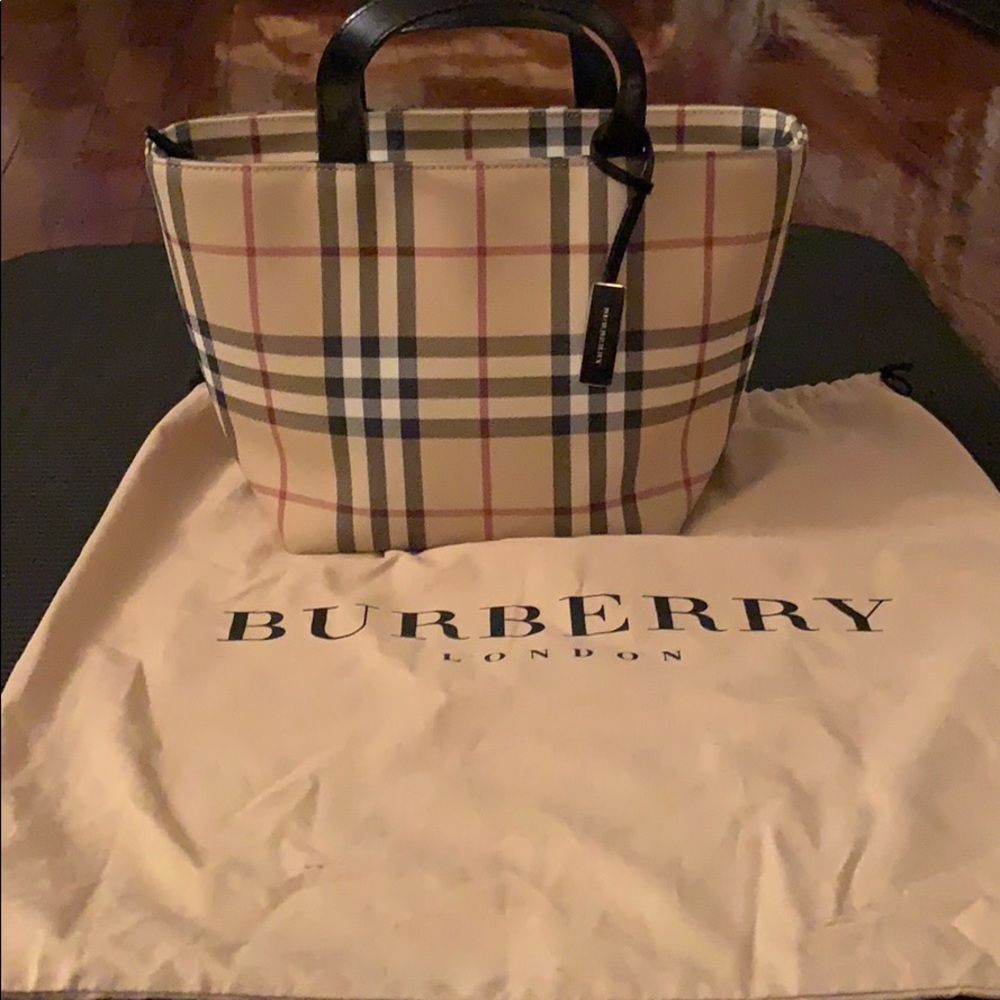 Burberry Small teacup top handle bag